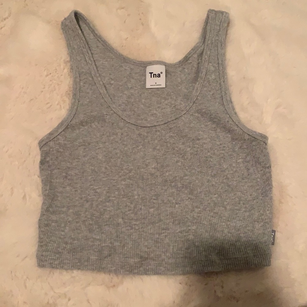 Aritzia cropped tank